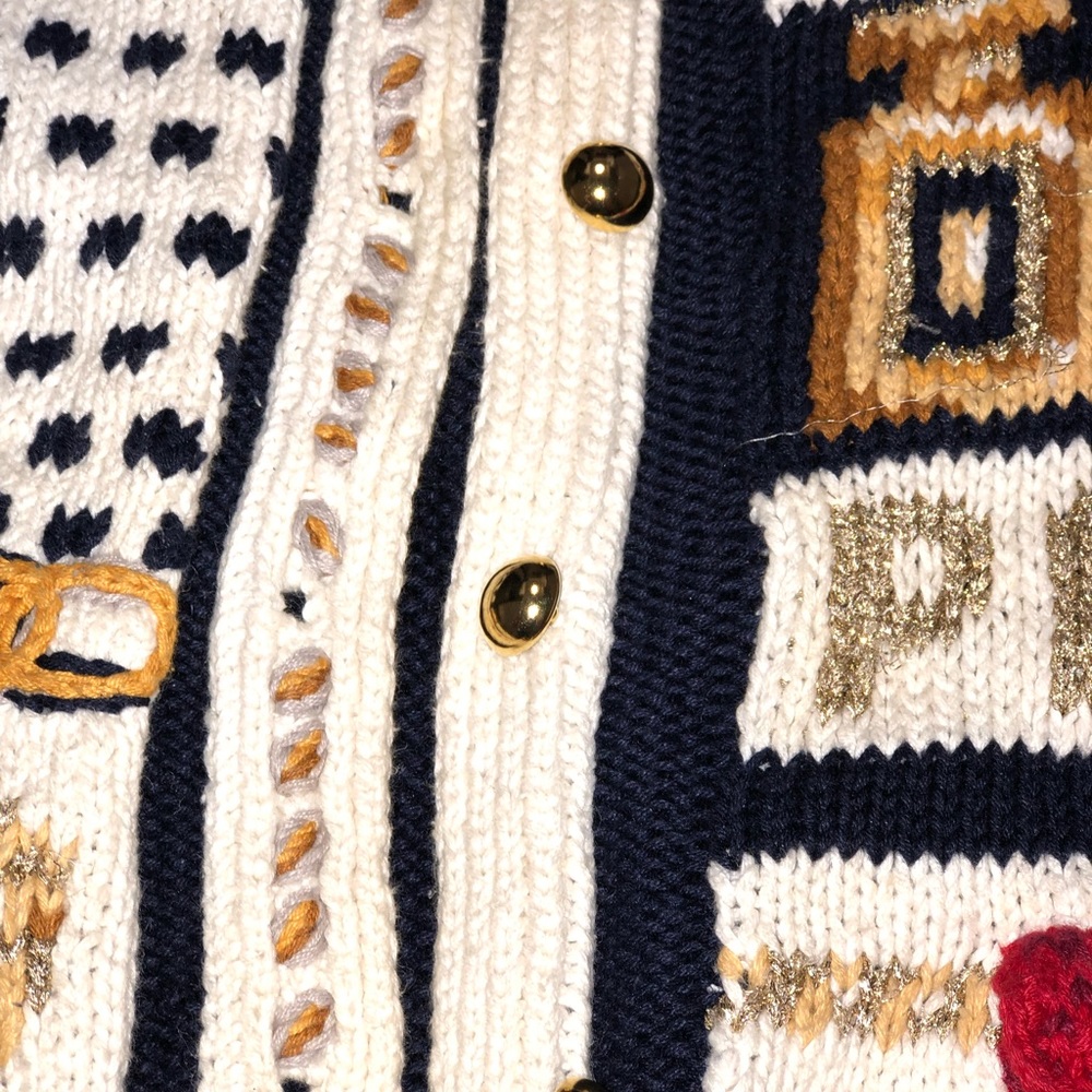 Retro Sweater - Picture 9 of 10